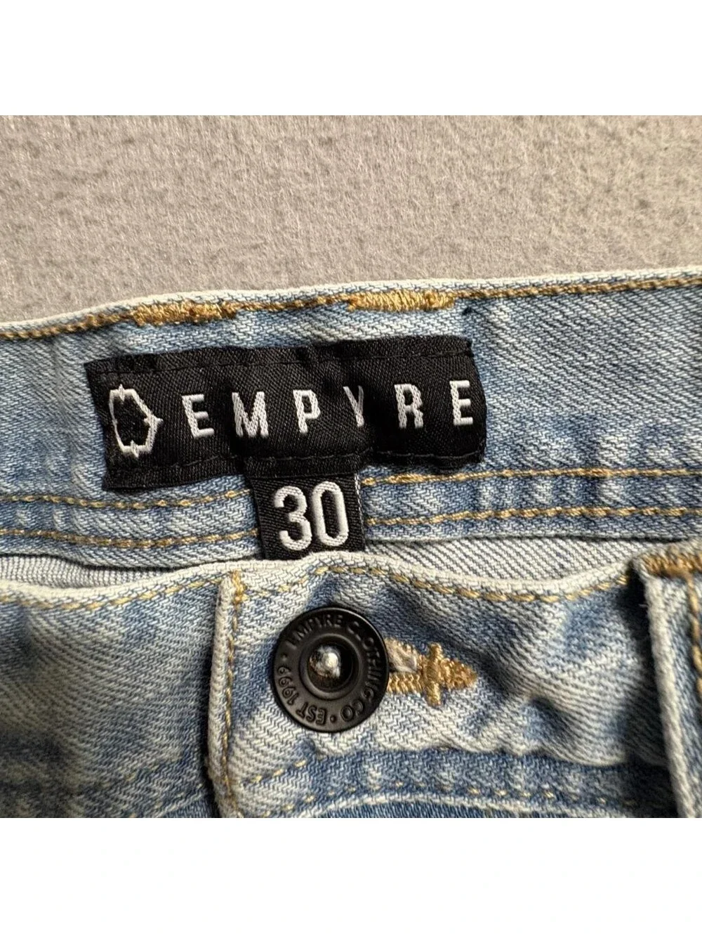 Empyre Verge Mens Distressed Skinny Jeans Size 30 Light Wash Ripped Denim